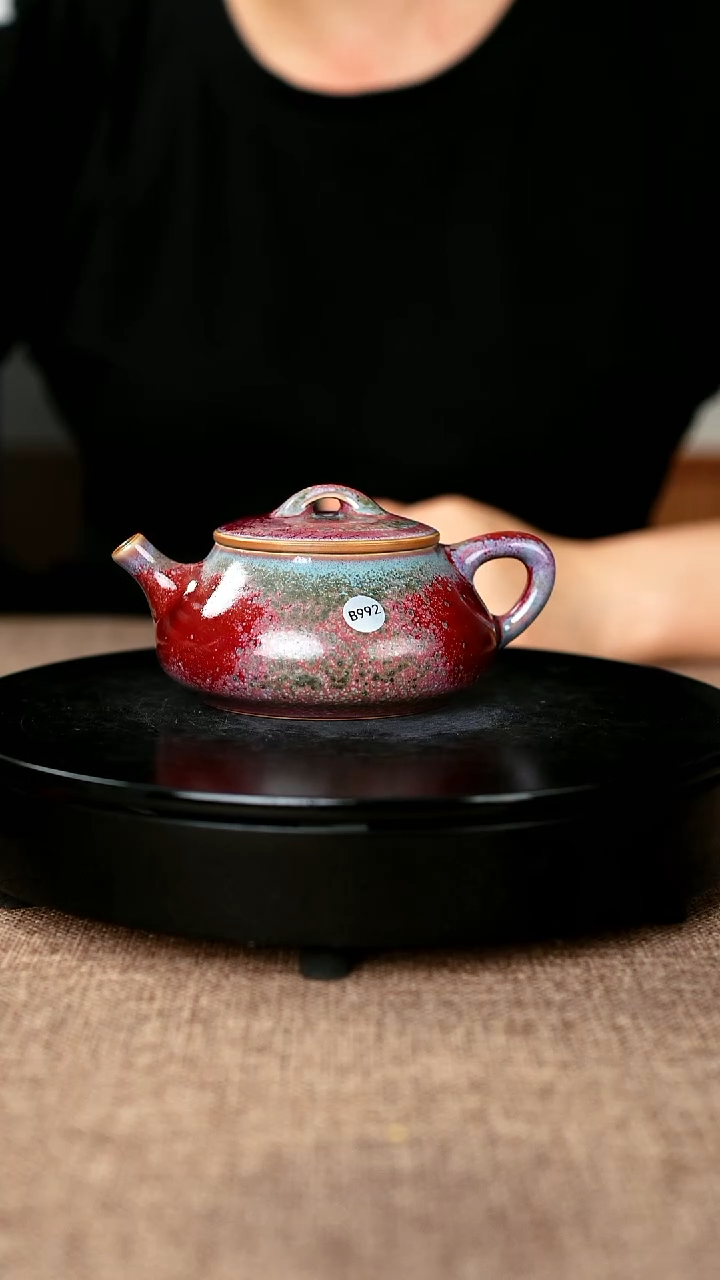壶B992#苗辛伟一级品原矿钧瓷石瓢壶