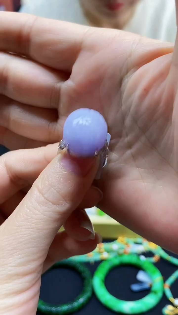 颈饰未镶嵌翡翠翡翠戒指