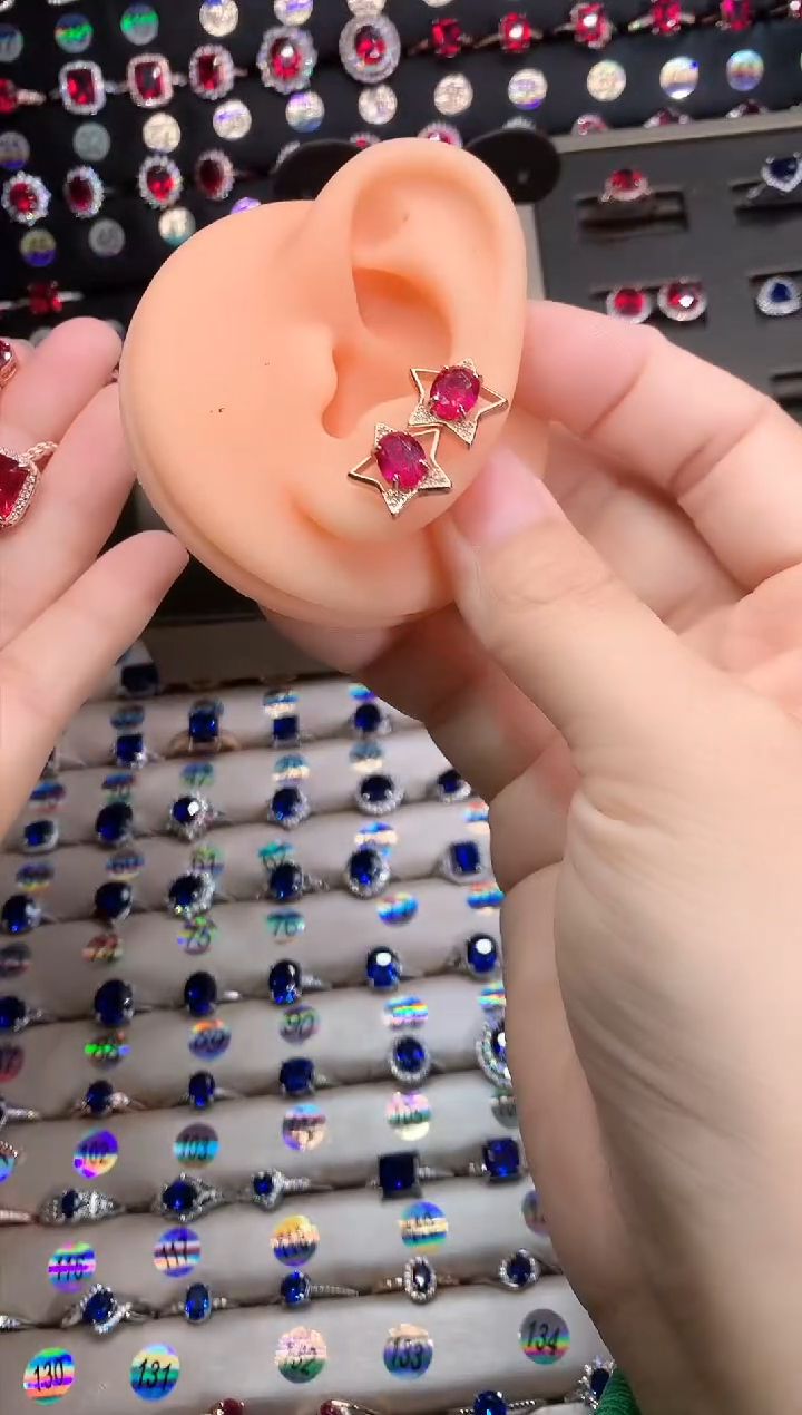 【闪购商品】红宝石耳饰银S925镶嵌玫瑰金