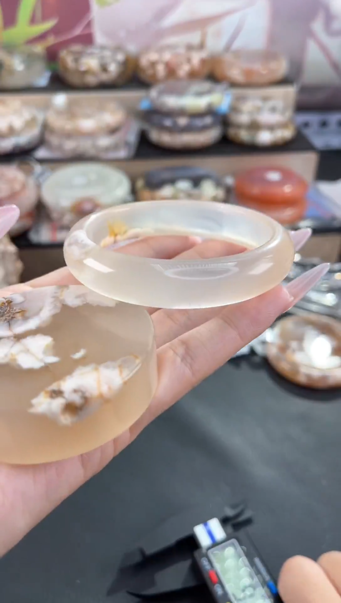 手镯玛瑙/玉髓未镶嵌56