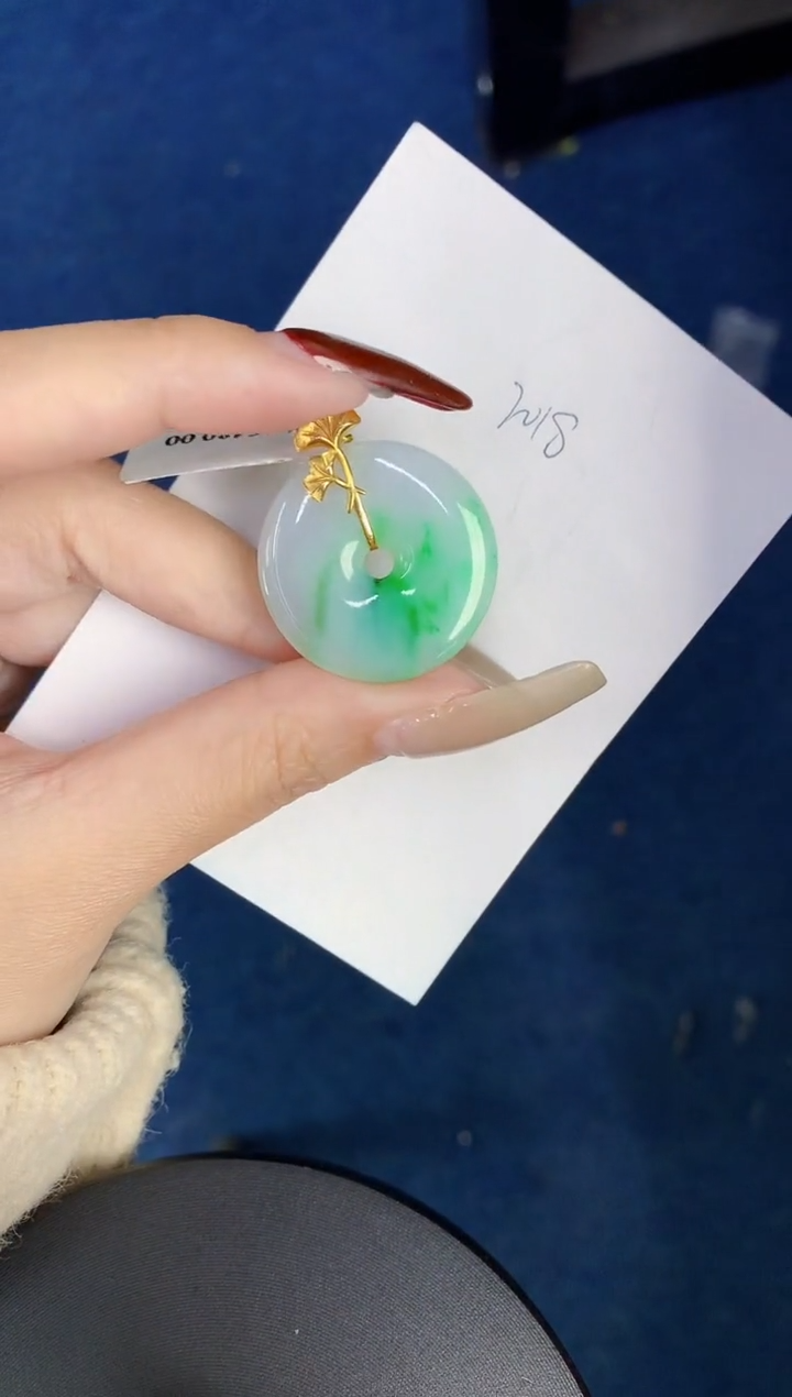 【闪购商品】翡翠颈饰18K金镶嵌00000000000