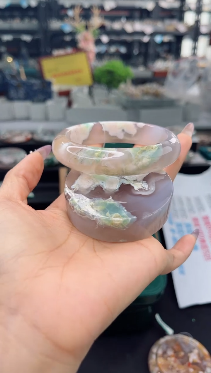 石英质玉手镯未镶嵌64圈口（赠品镯心）S92911