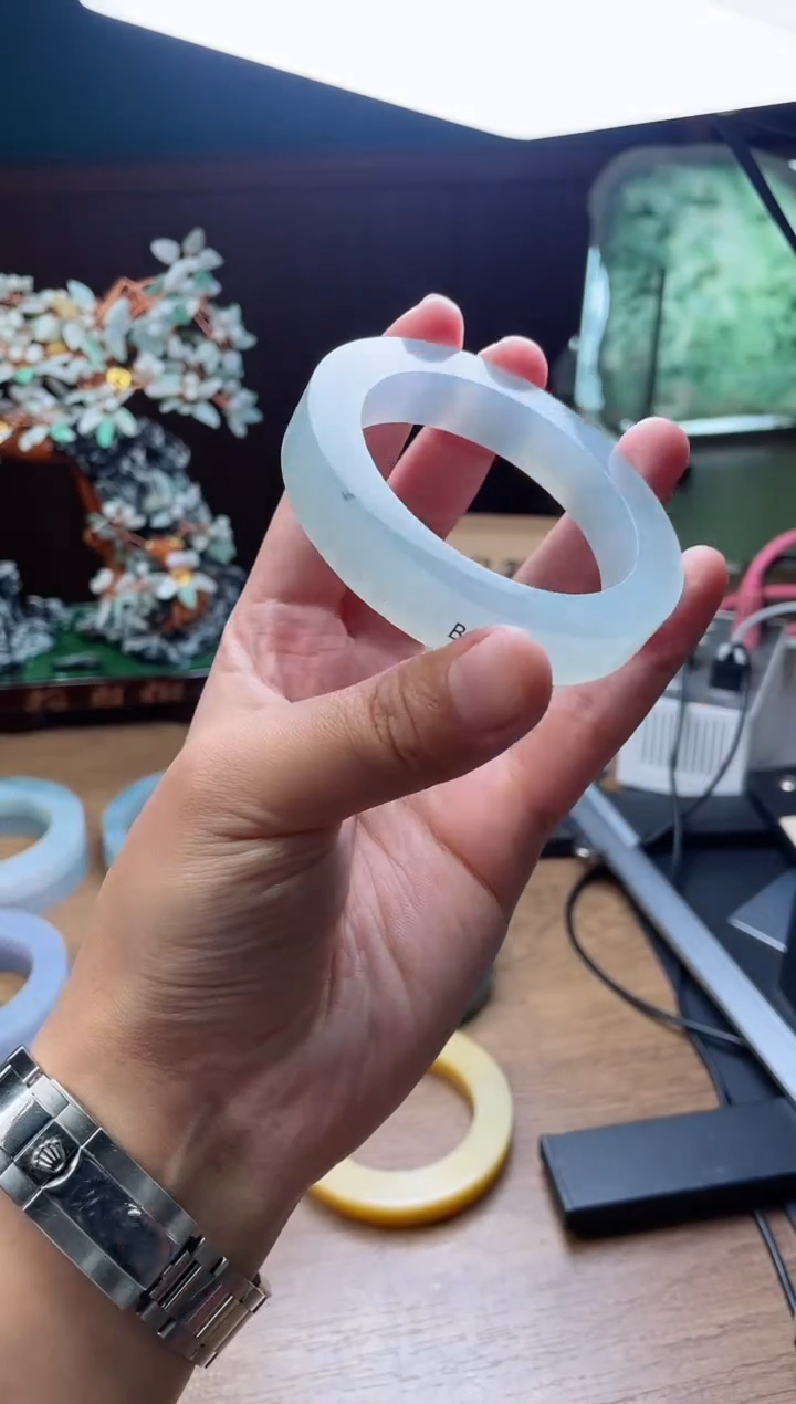【闪购商品】定制翡翠手镯未镶嵌定制