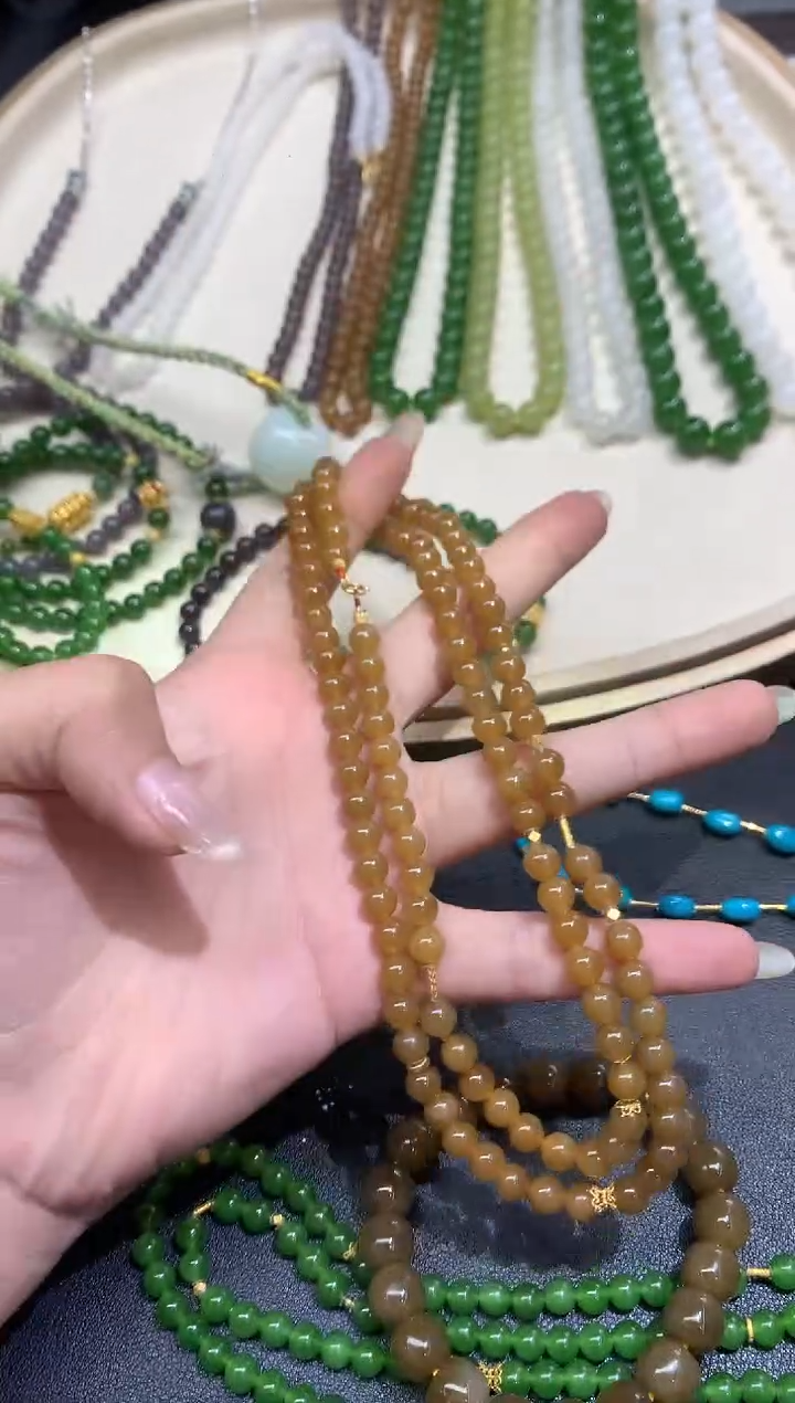 项链18K金镶嵌和田玉（糖玉）项链|3800