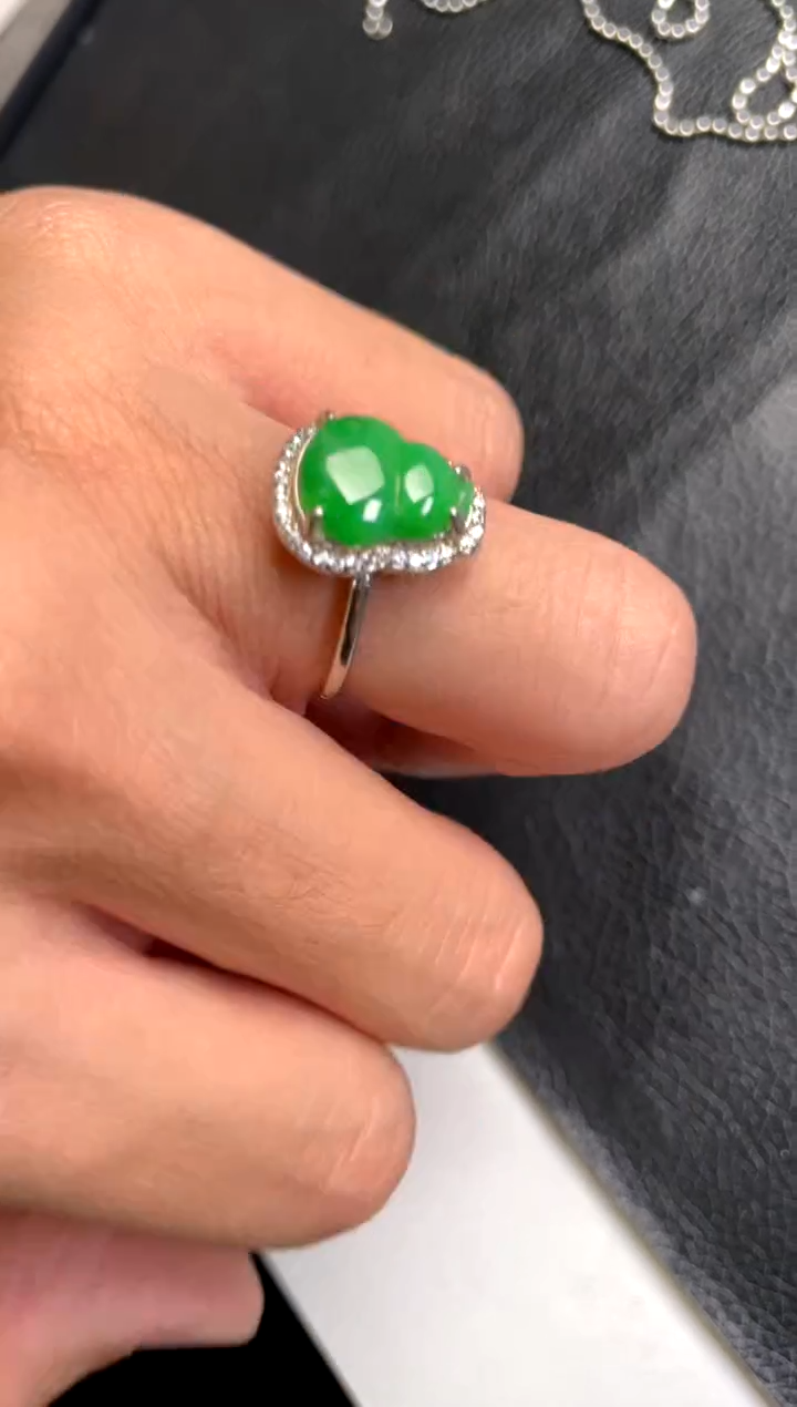 【闪购商品】翡翠吊坠(不含链)银S925镶嵌戒指
