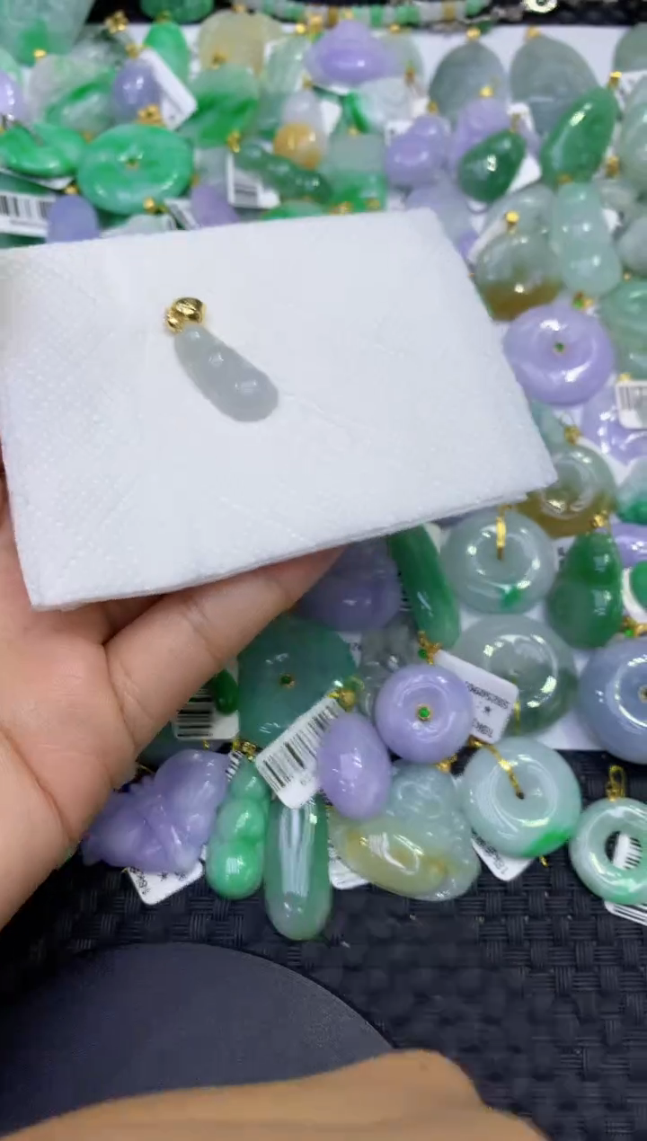 颈饰未镶嵌翡翠天然缅甸A货翡翠