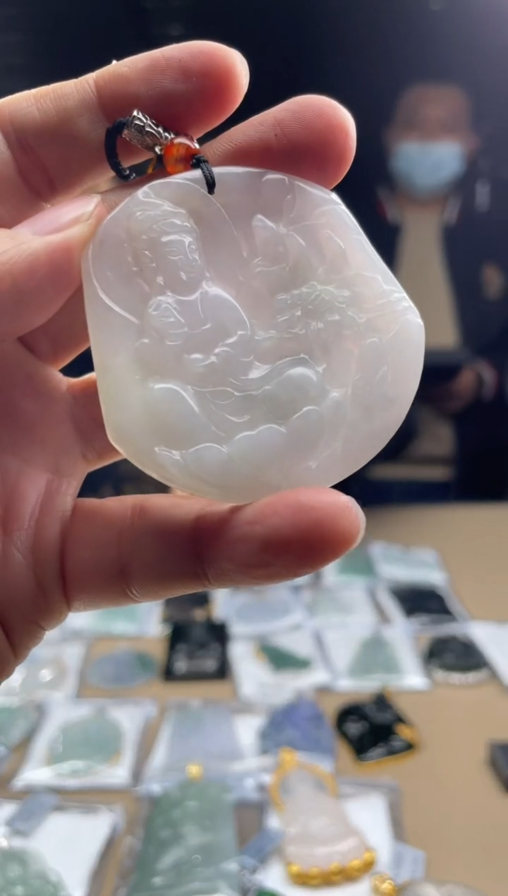 【闪购商品】定制翡翠未镶嵌       3709