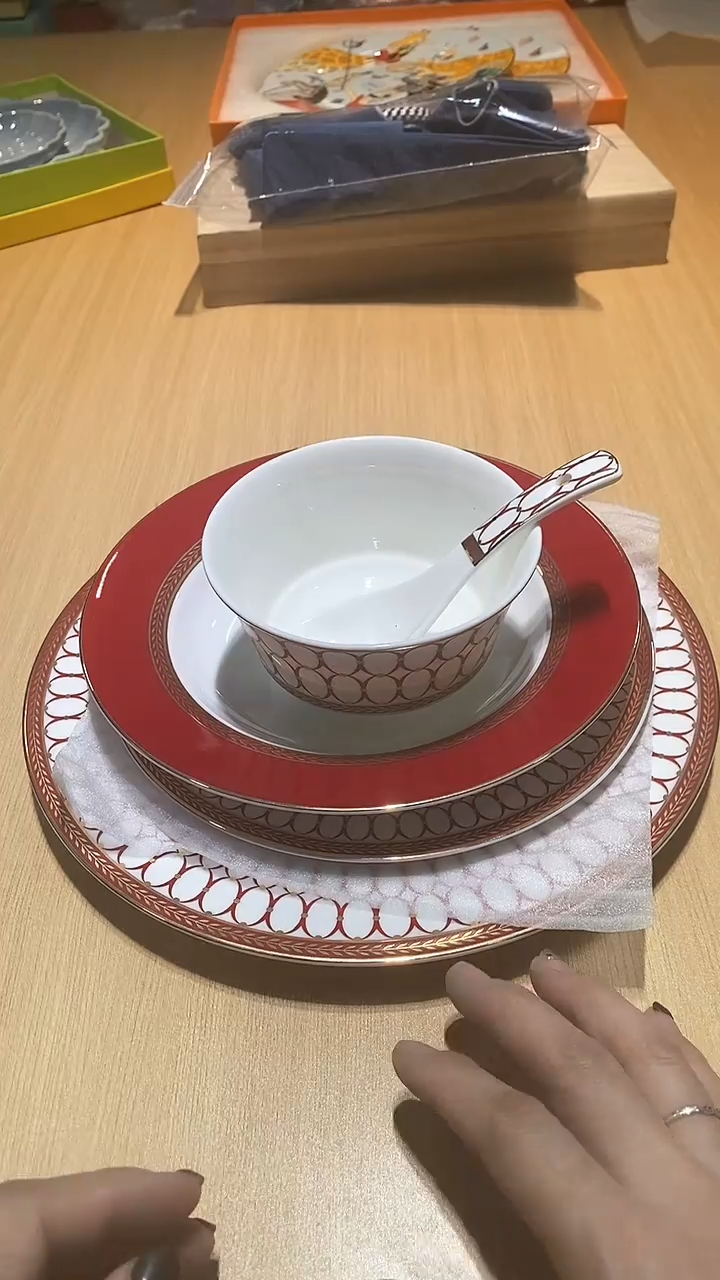 【闪购商品】瓷片锅碗瓢盆一件不剩