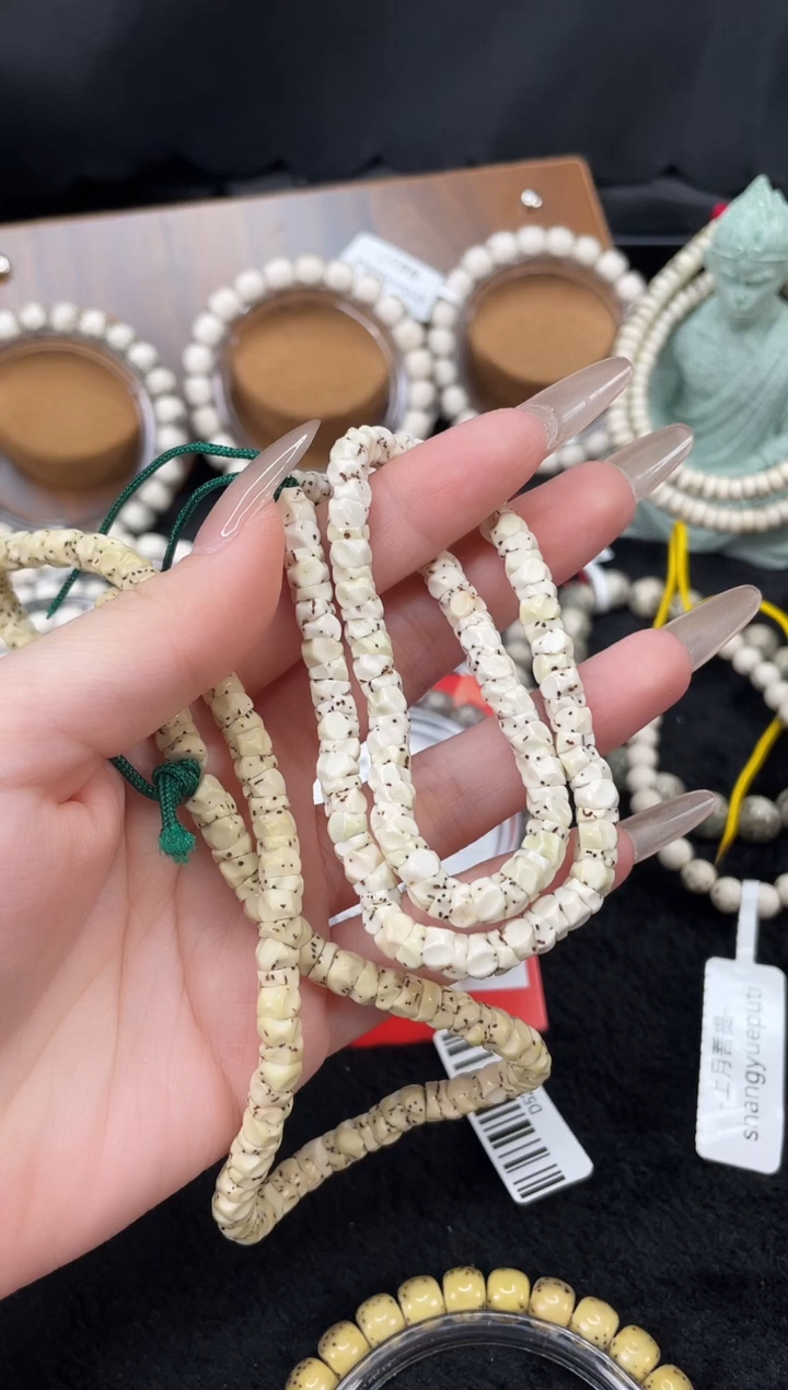 【闪购商品】星月菩提手串D51单圈手串6X5 D051