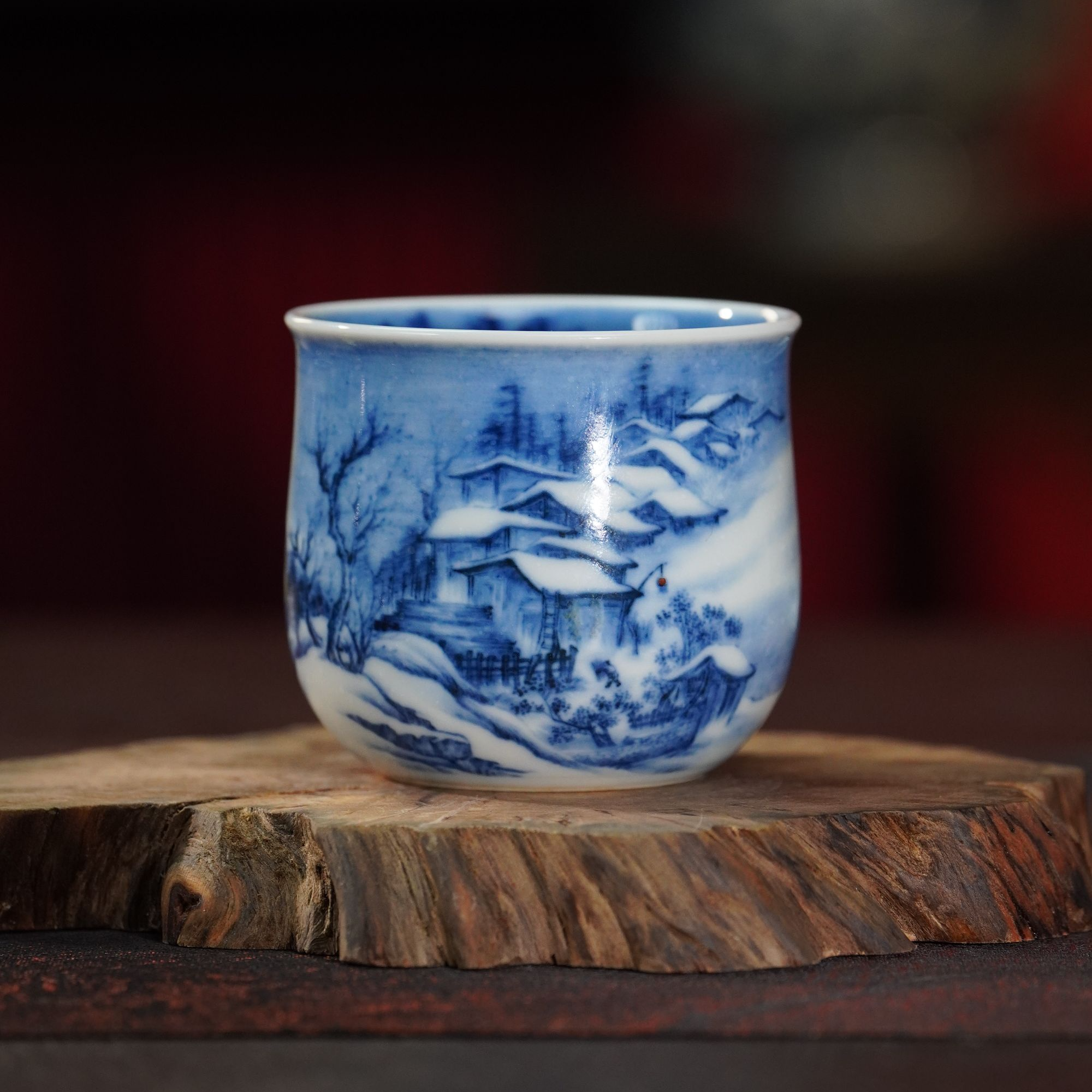 景琳藏   古寨雪韵⼿握杯主人杯陶瓷