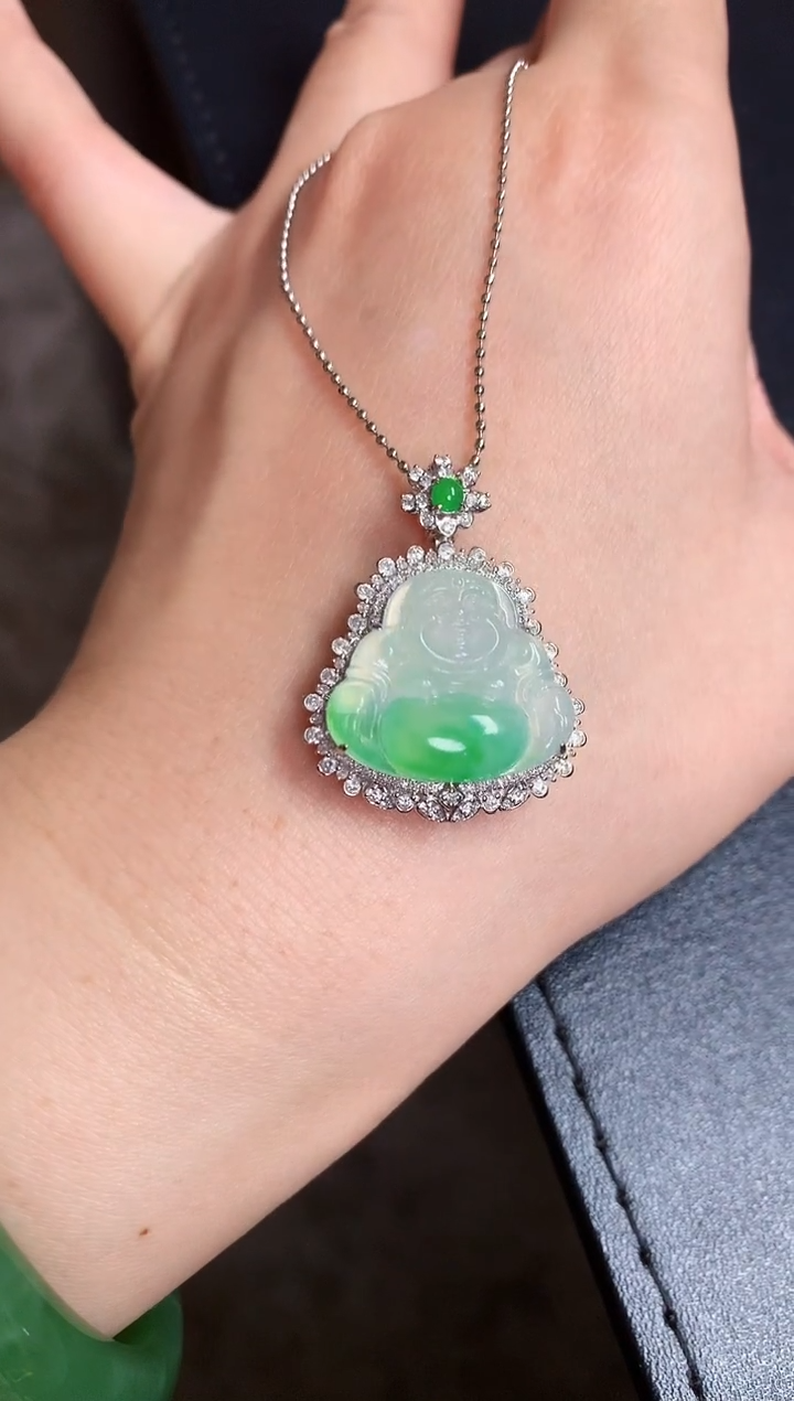 【闪购商品】翡翠吊坠(不含链)18K金镶嵌佛公吊坠