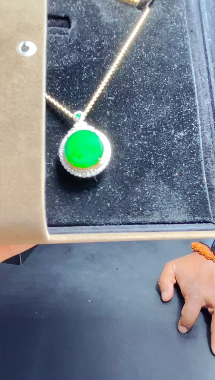 【闪购商品】定制翡翠未镶嵌多样性发货0582101488