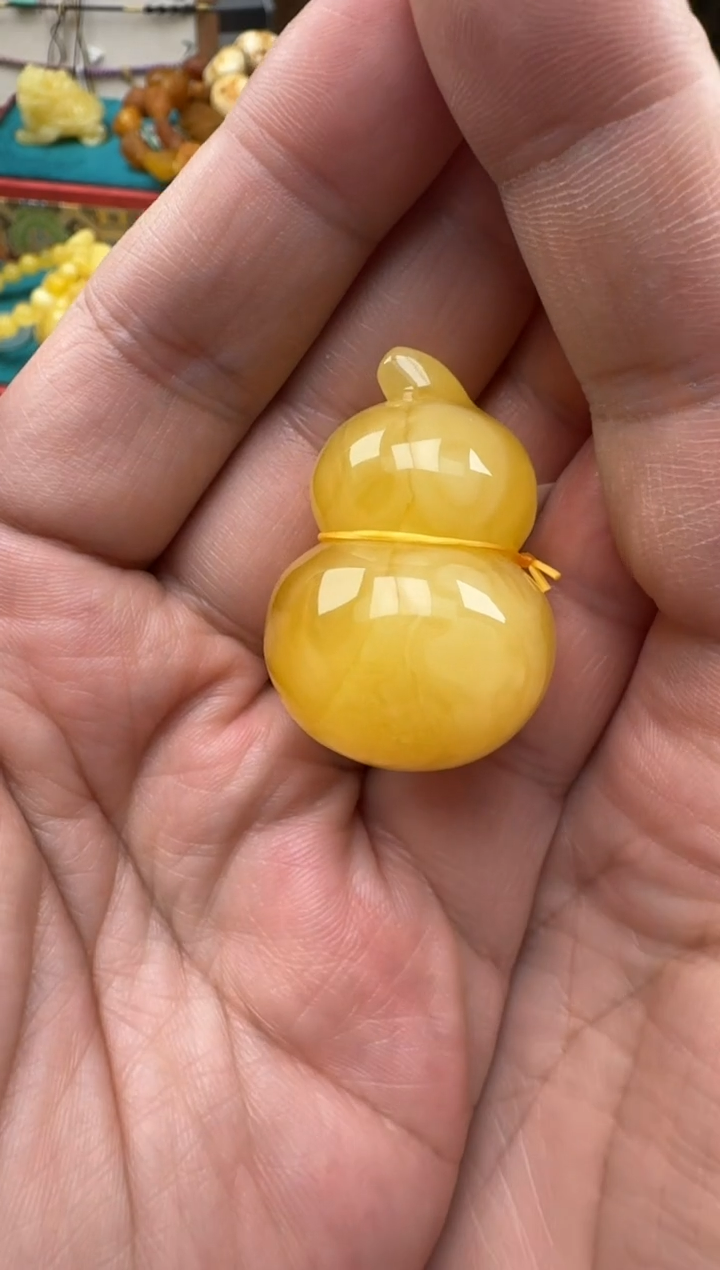 琥珀未镶嵌珠宝奇石葫芦吊坠HZ120