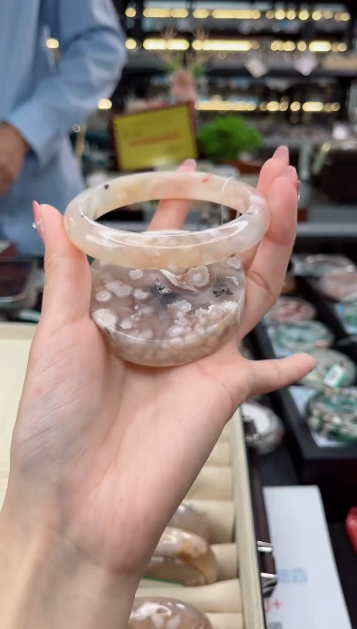 【闪购商品】石英质玉手镯未镶嵌64圈口（赠品镯心）3918259