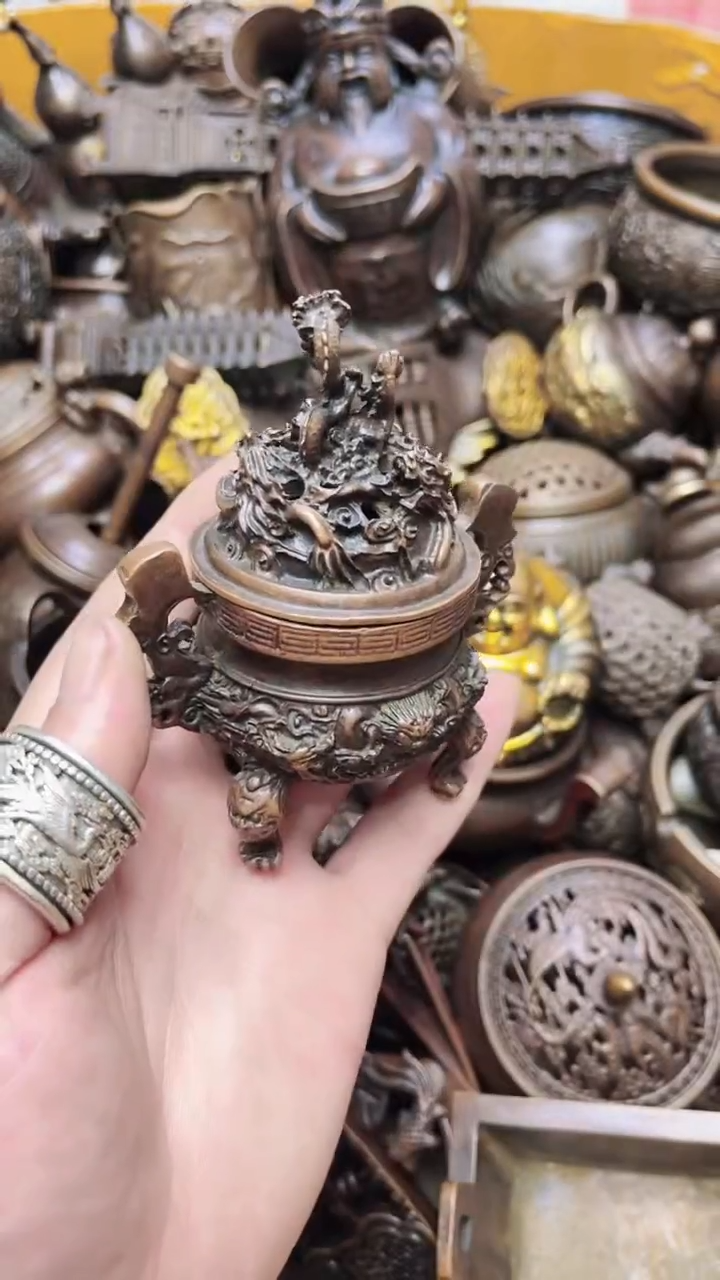 精美铜器  点击下单