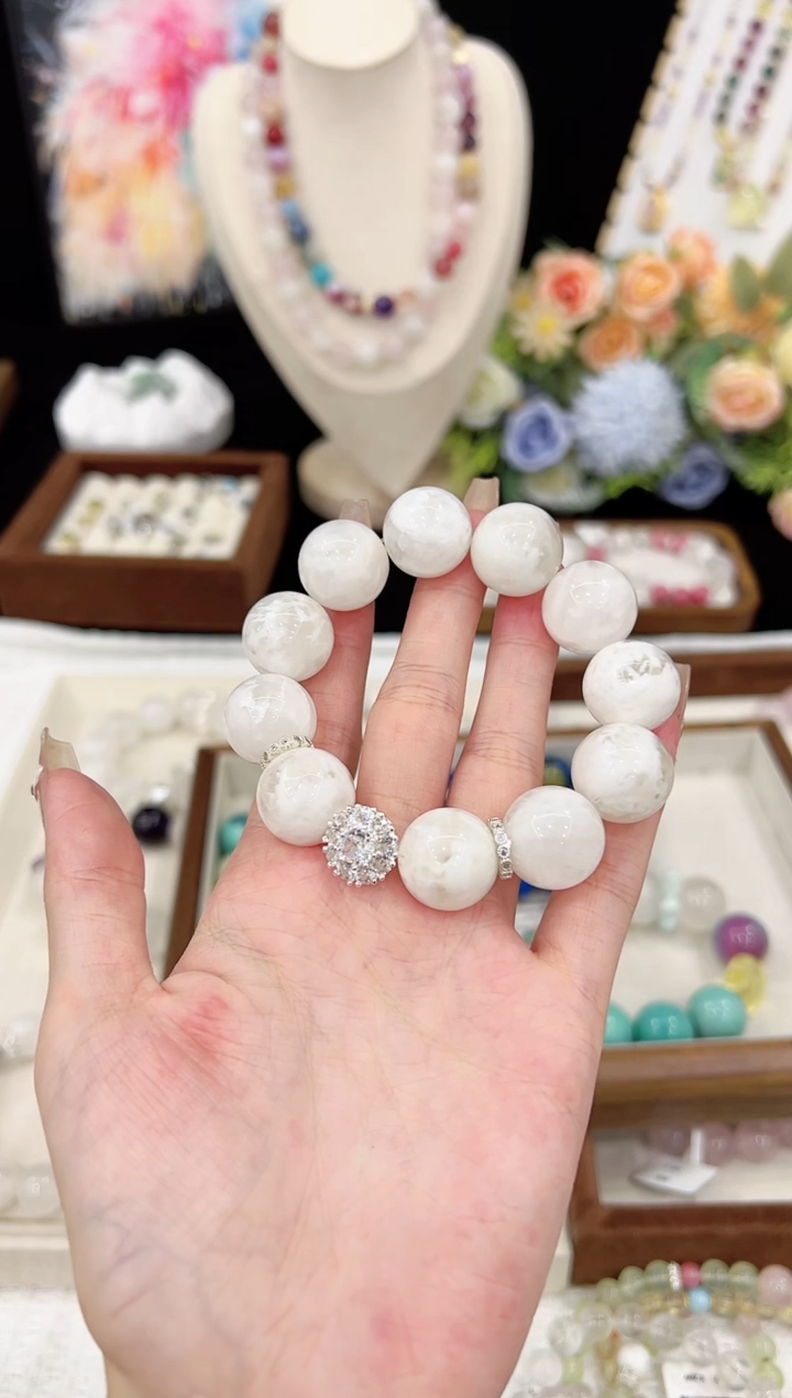 水晶手串未镶嵌优***.天然水晶 多样性发货发其一 颜色微差