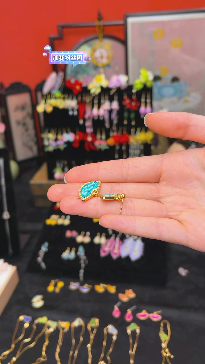 刺绣仙****尘非遗手工绒花饰品