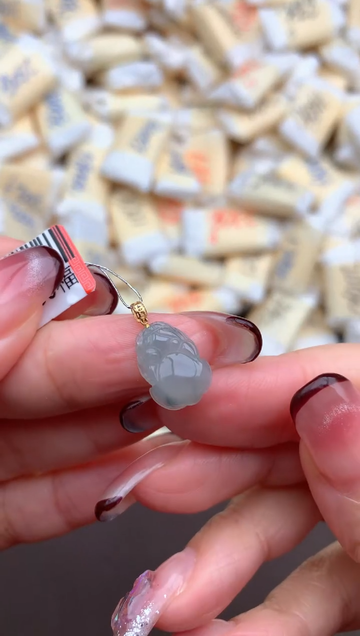 【闪购商品】翡翠挂件18K金镶嵌一