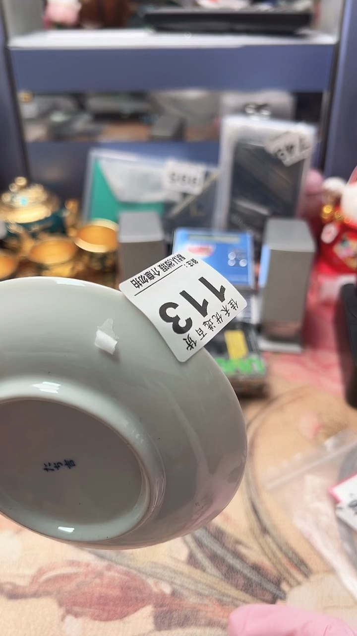 手工艺品琉璃钢***?白色造型瓷盘