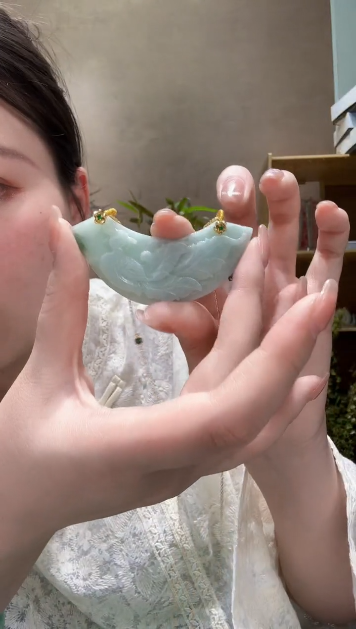 【闪购商品】翡翠未镶嵌颈饰吊坠