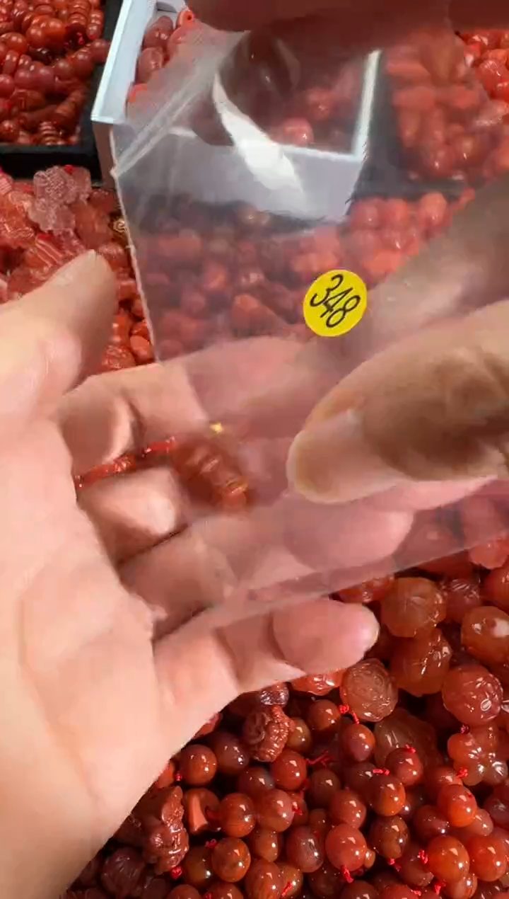 【闪购商品】南红玛瑙颈饰未镶嵌1