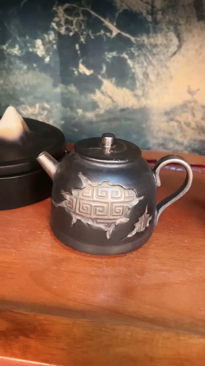 【闪购商品】Z27鎏银回纹至善壶全手老岩泥