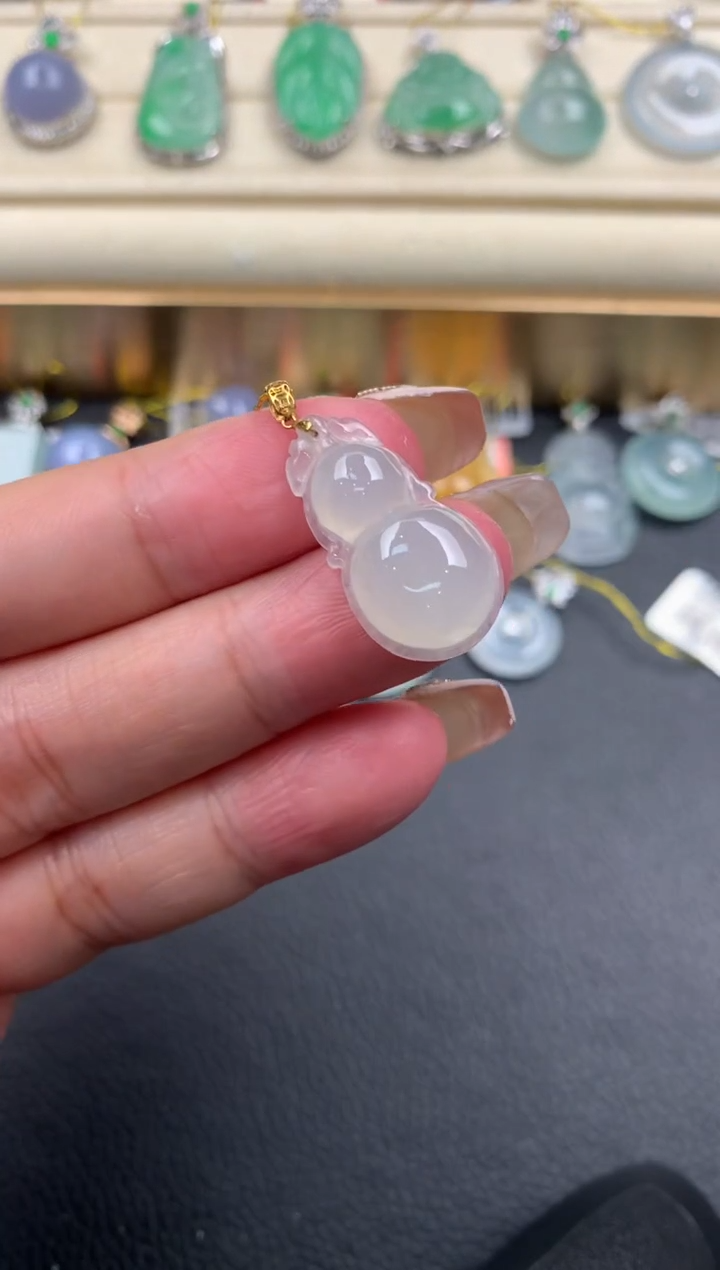 【闪购商品】翡翠颈饰18K金镶嵌Q157      