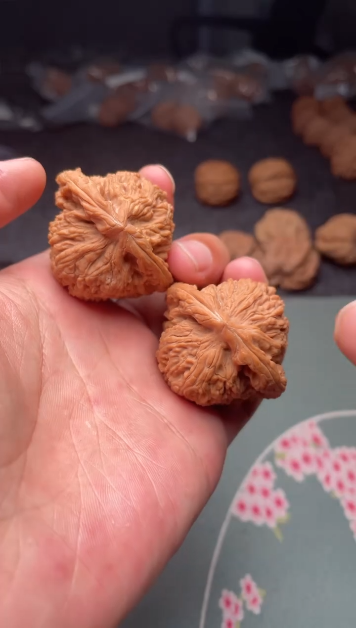 把件文玩核桃a108  南疆石 42尺