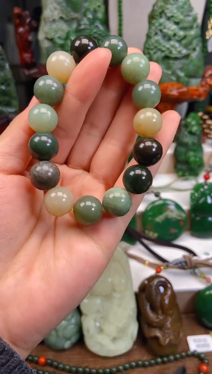 和田玉未镶嵌挂件1