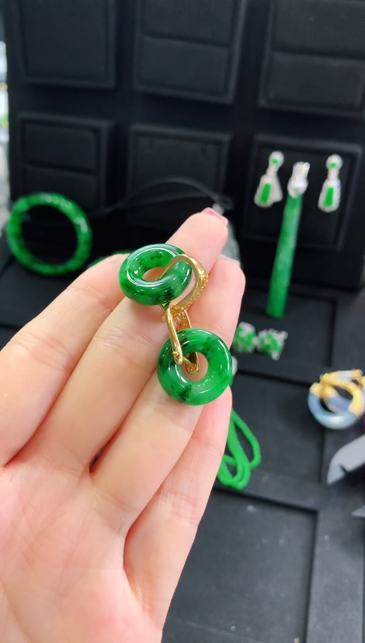 【闪购商品】翡翠耳饰18K金镶嵌耳饰