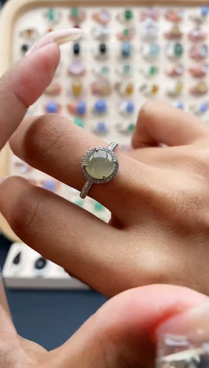 【闪购商品】翡翠戒指银S925镶嵌 缅甸天然A货翡翠222   10-1