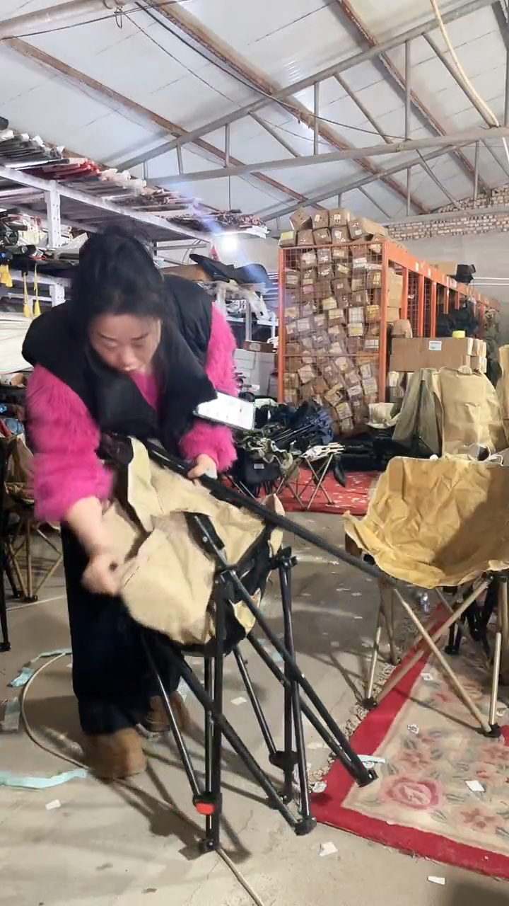 铁瑕疵不售后椅子 20