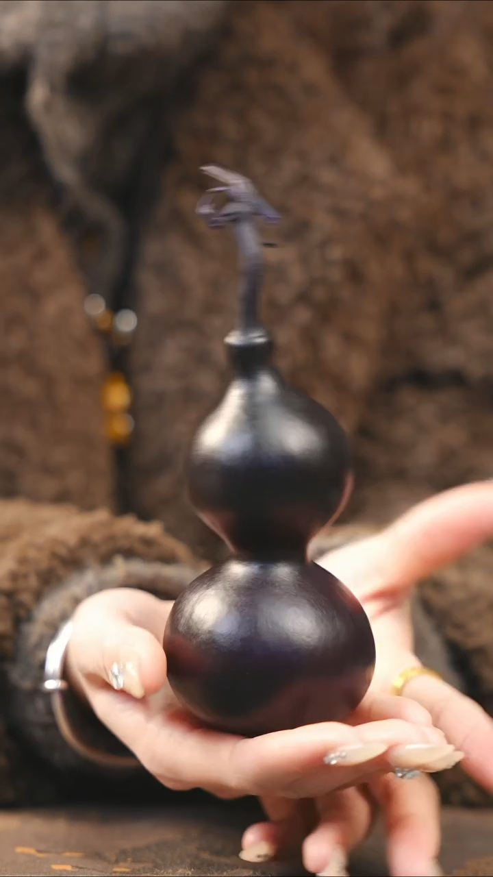 【闪购商品】XH243大漆精致小手捻(未开口）