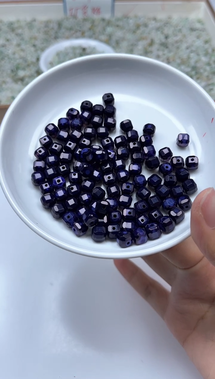 玛瑙/玉髓散珠未镶嵌B259舒 具 来方糖8mm10个9.9元