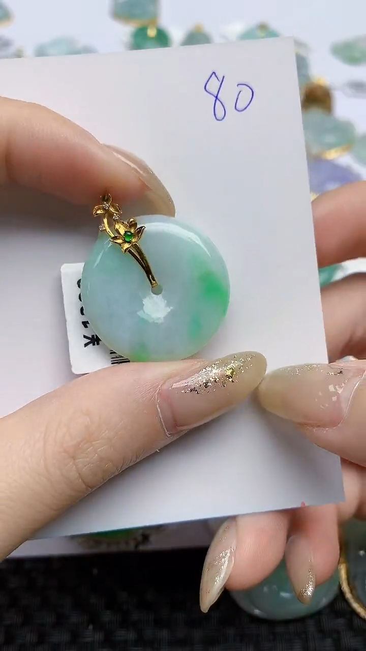 【闪购商品】翡翠颈饰18K金镶嵌天然翡翠A货