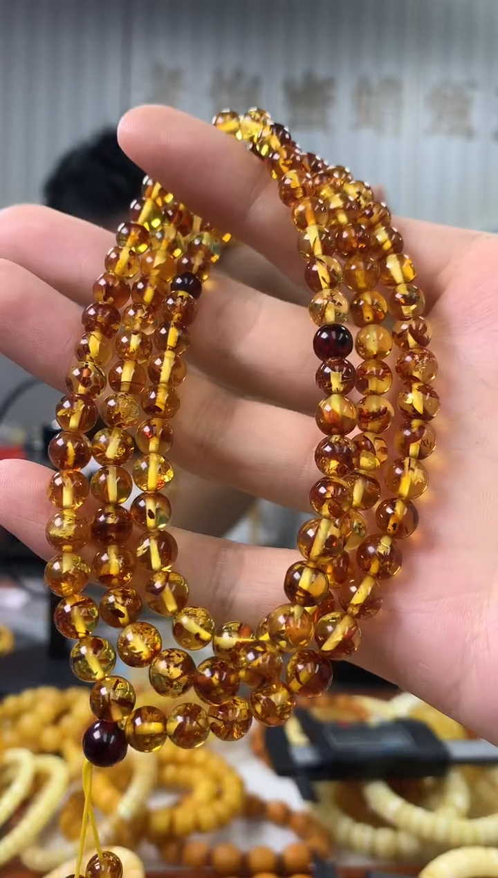 【闪购商品】琥珀裸石未镶嵌链子