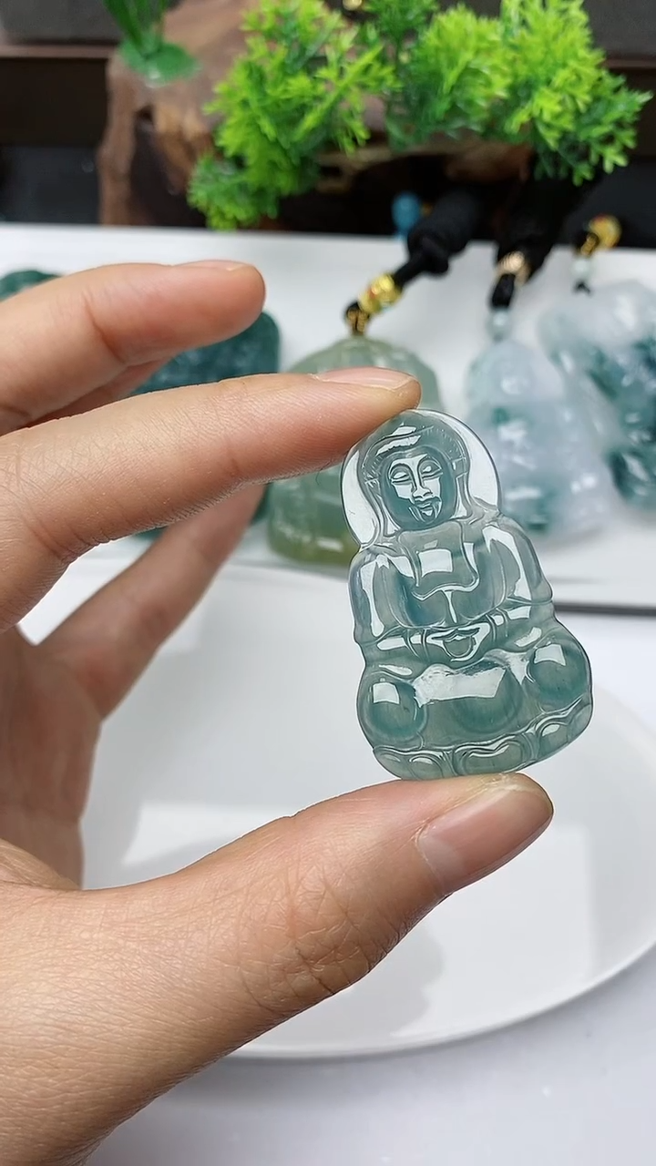 【闪购商品】翡翠颈饰未镶嵌多样性发其一