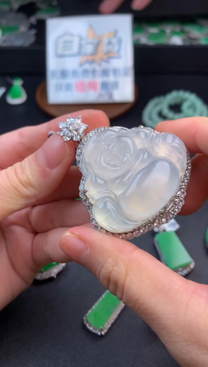 【闪购商品】翡翠颈饰银S925镶嵌翡翠