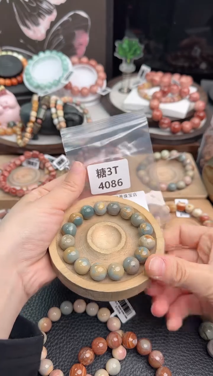 未镶嵌手链石英质玉最**家3T4086