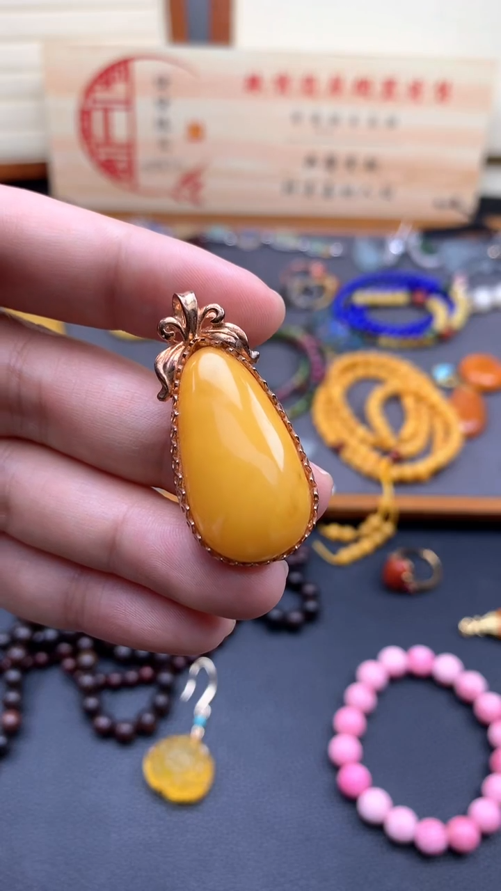 【闪购商品】定制琥珀未镶嵌////////////