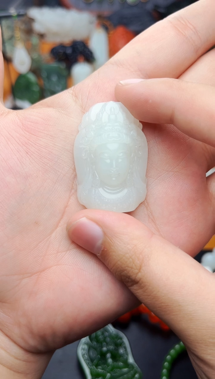 【闪购商品】和田玉颈饰未镶嵌观音 01
