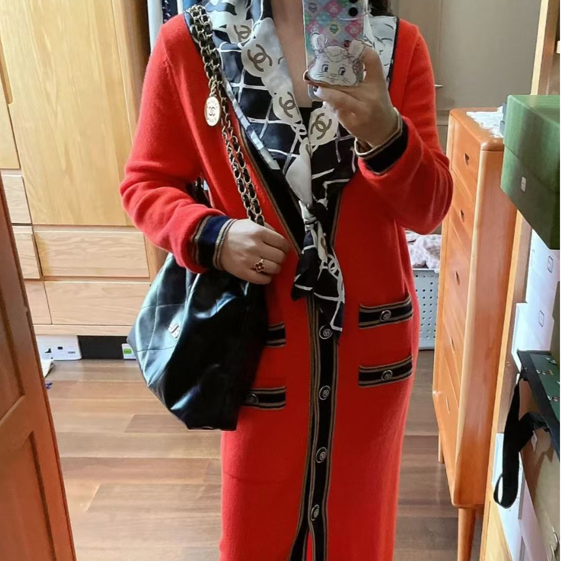 99新 Chanel/香奈儿  38码20C红色拼海军蓝边长袖长款针织开衫