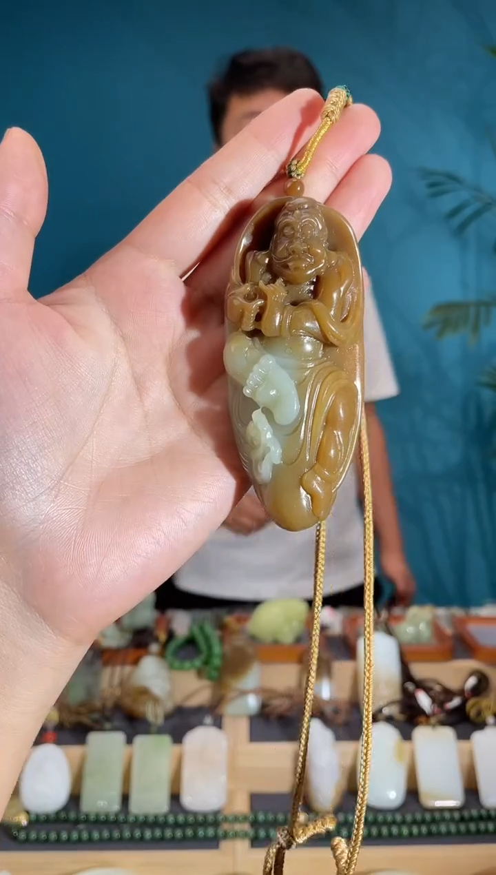 和田玉未镶嵌颈饰1