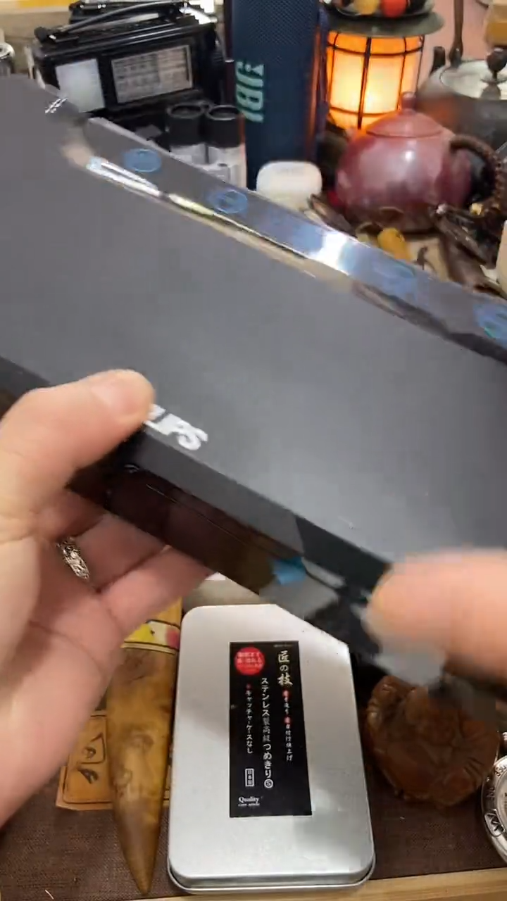 瓷片闪购商品 如图所示