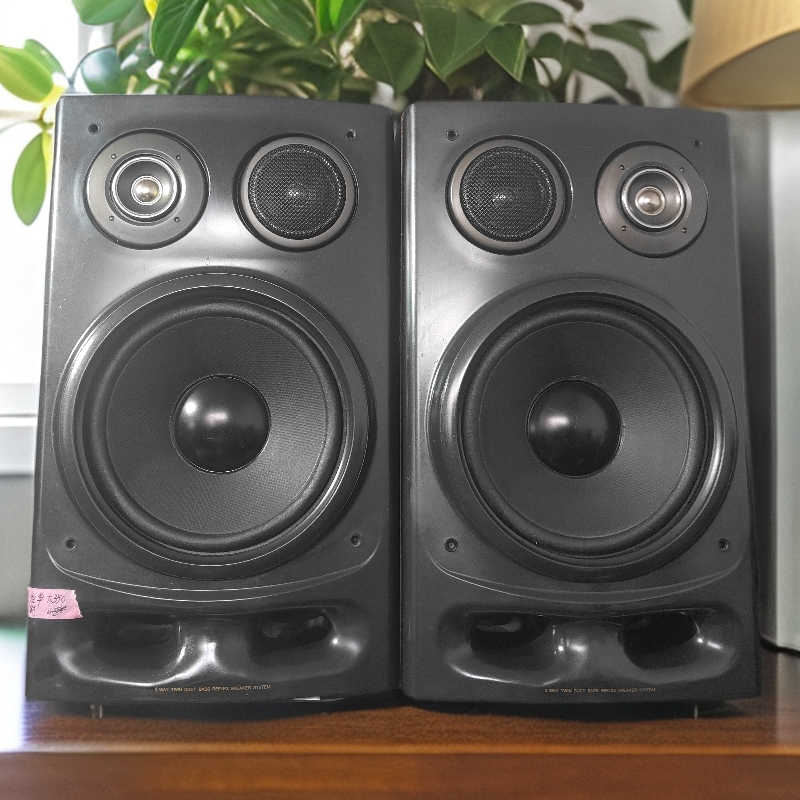 8新  不包邮，爱华8寸音箱一对，运费到付