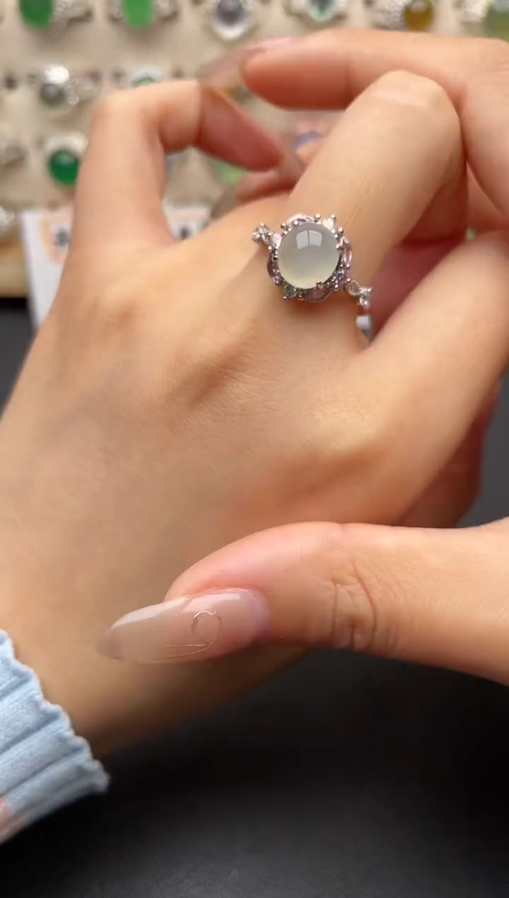 【闪购商品】翡翠戒指银S925镶嵌一物一证一礼盒