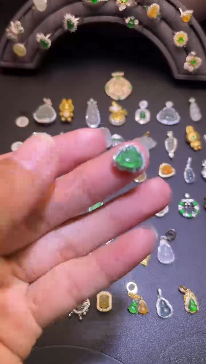 吊坠(不含链)银S925镶嵌翡翠1