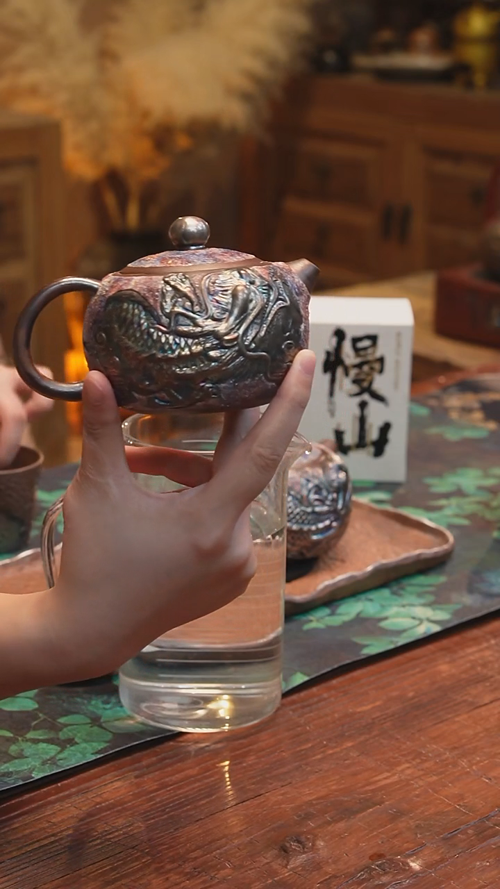 我***宝晓*.直播闪购福利七彩龙壶1个微瑕