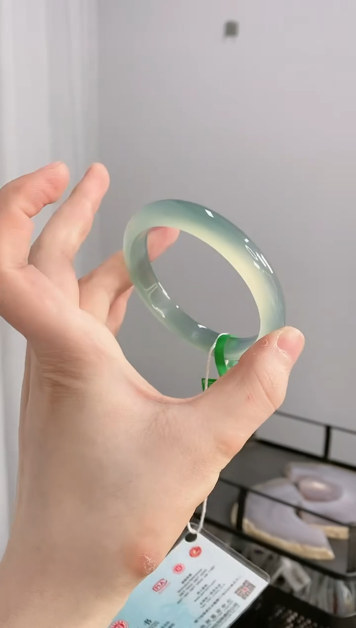 【闪购商品】玛瑙/玉髓手镯未镶嵌60圈