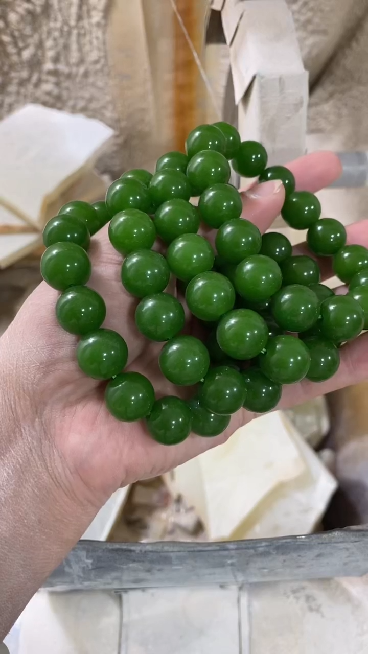 碧绿卡14MM圆串精美大气 发一条